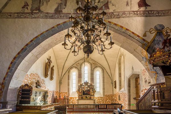 Bibikow, Walter 아티스트의 Sweden-Gotland Island-Bro-Bro church-interior작품입니다.